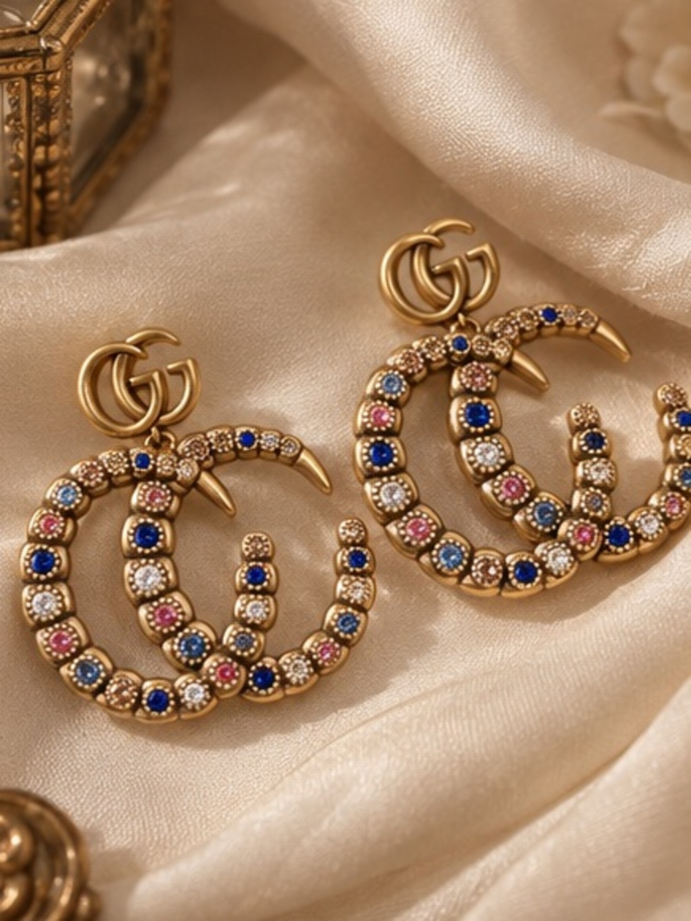 Heritage Gilded Crystal Interlocking Earrings